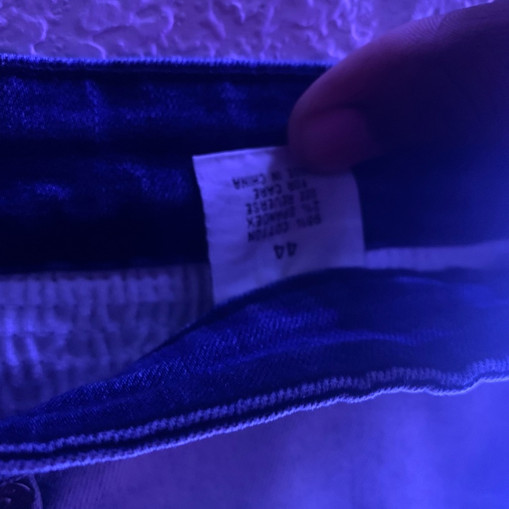 Jeans - Picture 2 of 2